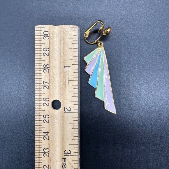 Vintage Art Deco Style Clip On Earrings Gold Tone Pastel Rainbow Enamel Fan - Picture 6 of 6